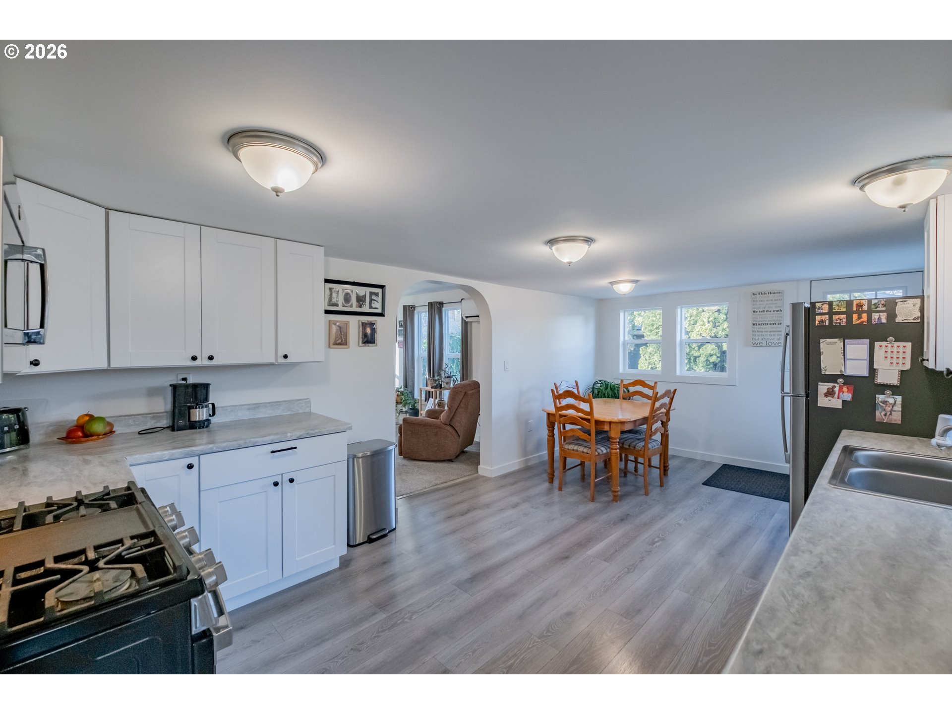 269 South Second Street Lebanon, OR 97355 - Photo 5 of 23