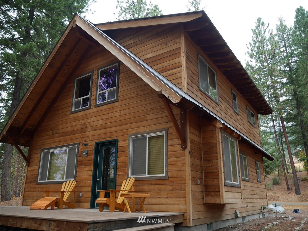 88 Homestead Road Winthrop, WA 98862 - Photo 1 of 25