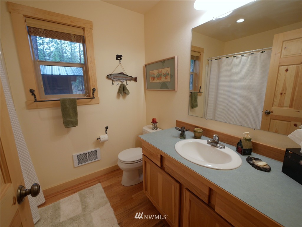 88 Homestead Road Winthrop, WA 98862 - Photo 16 of 25