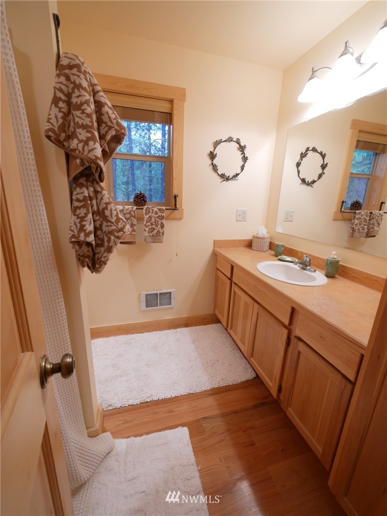 88 Homestead Road Winthrop, WA 98862 - Photo 20 of 25