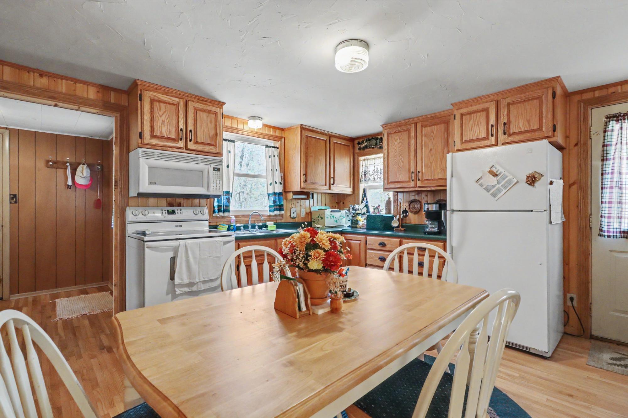 5740 North Hunter Lake Road Conover, WI 54519 - Photo 9 of 22 Gallery Image 9