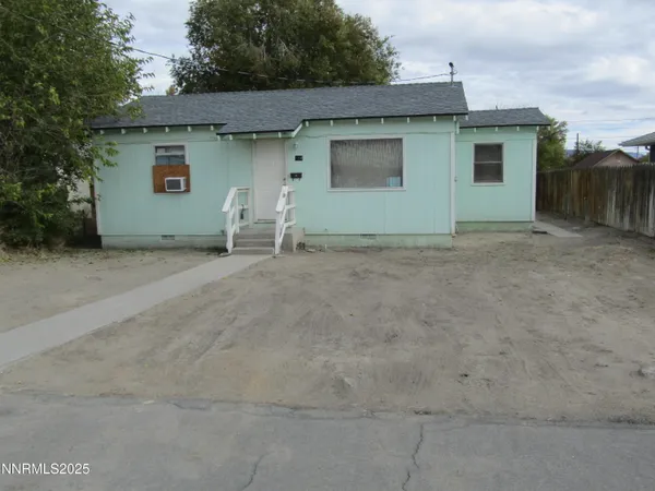 $160,000 | 234 South West Street, Yerington, NV 89447