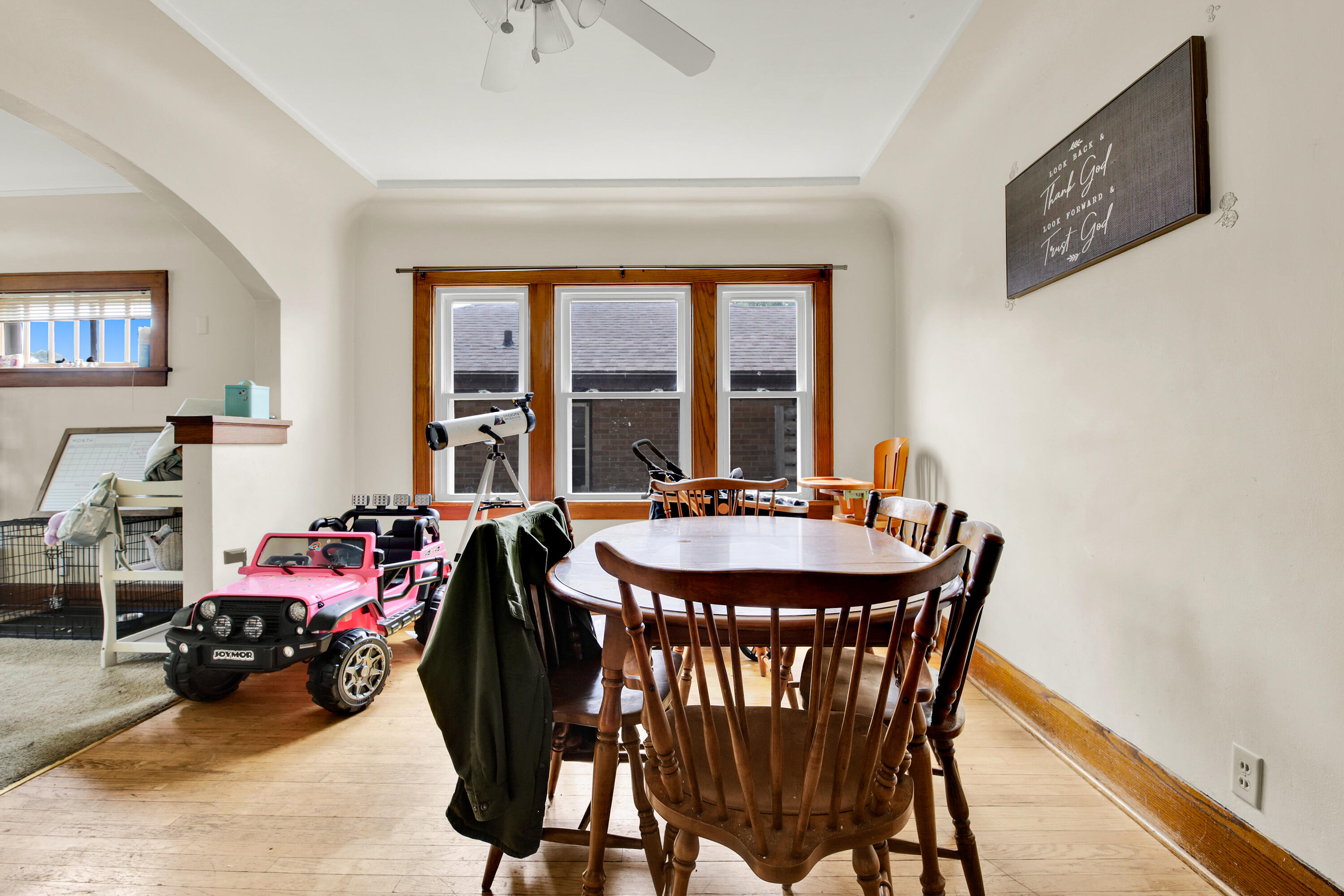 1414 West Lawn Avenue, Unit 1416 Racine, WI 53405 - Photo 10 of 29 1414 w lawn ave-10