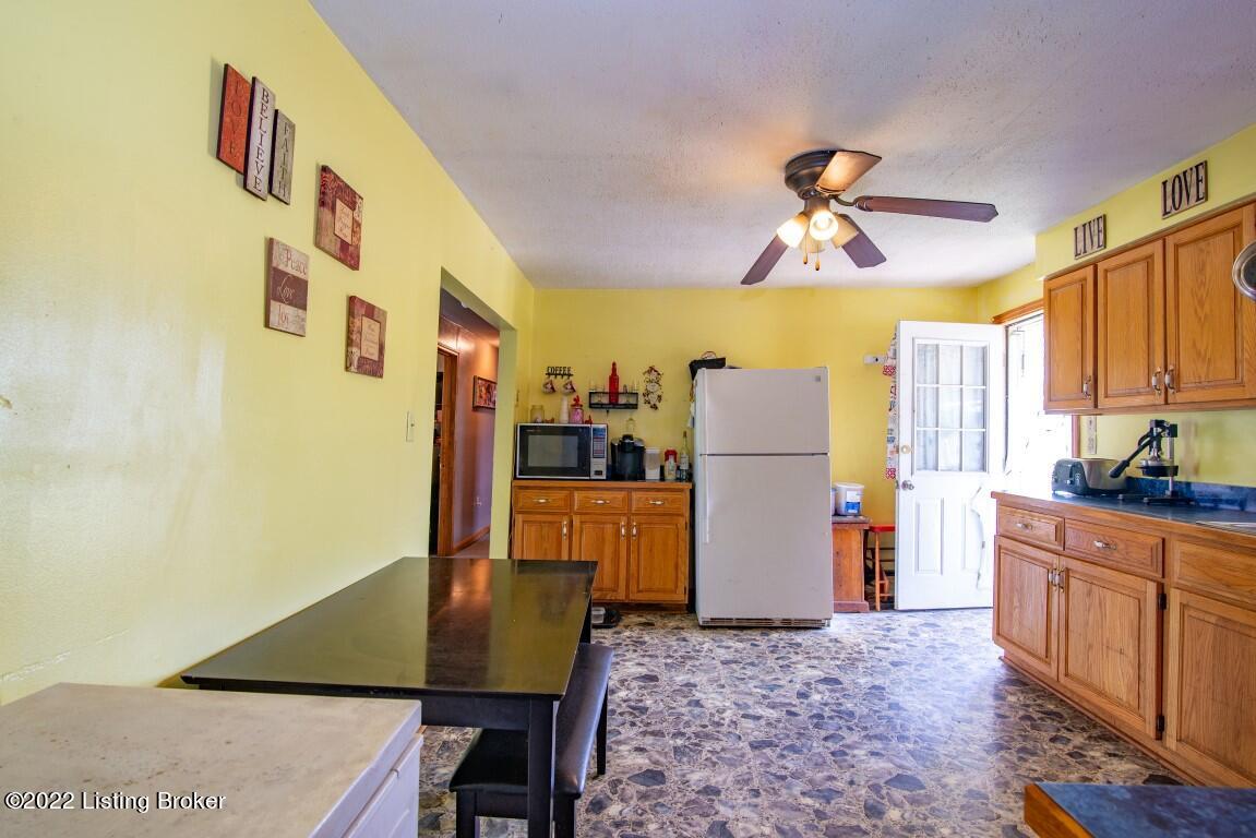 1235 J E Jones Road Magnolia, KY 42757 - Photo 29 of 38 JE Jones-15