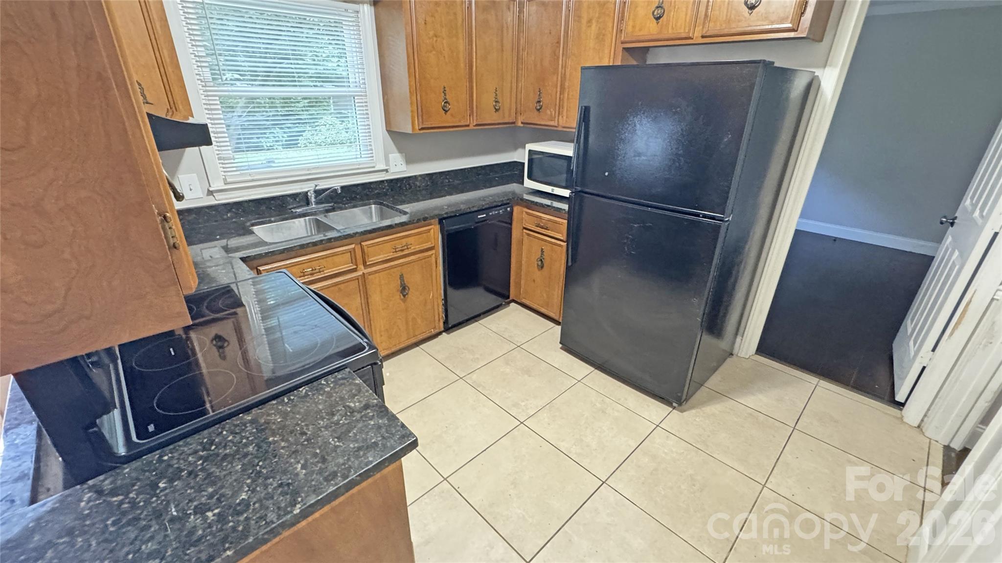 14011 Phillips Road Matthews, NC 28105 - Photo 11 of 25 Gallery Image 11