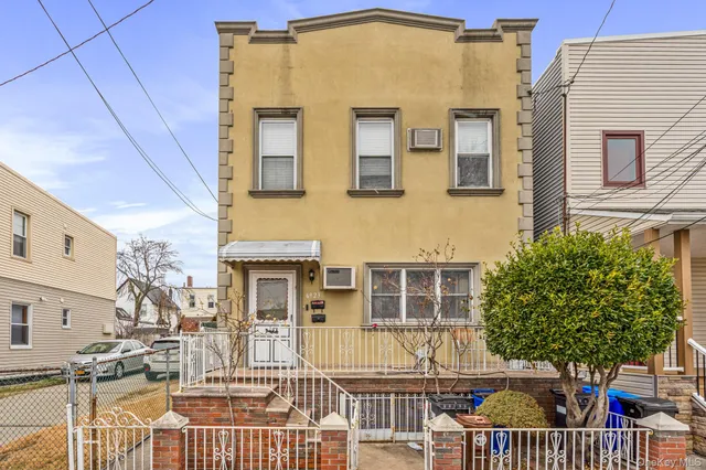 $995,000 | 69-23 59th Road | Maspeth
