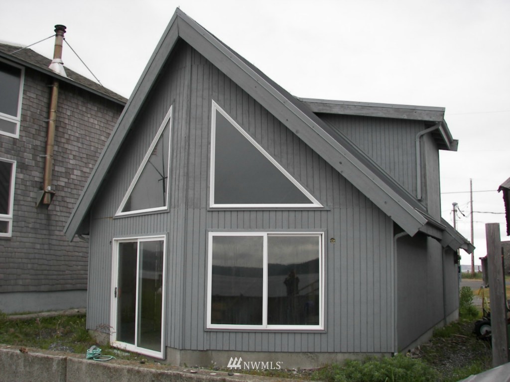 880 Beckett Point Road Port Townsend, WA 98368 - Photo 1 of 6 Gallery Image 1