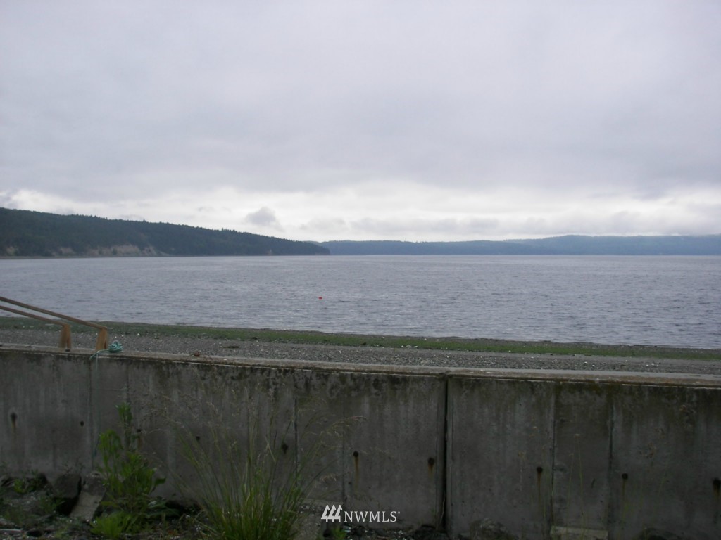 880 Beckett Point Road Port Townsend, WA 98368 - Photo 5 of 6 Gallery Image 5