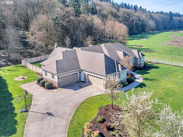 24655 Northeast Graham Road, Unit 1 Aurora, OR 97002 - Photo 1 of 30