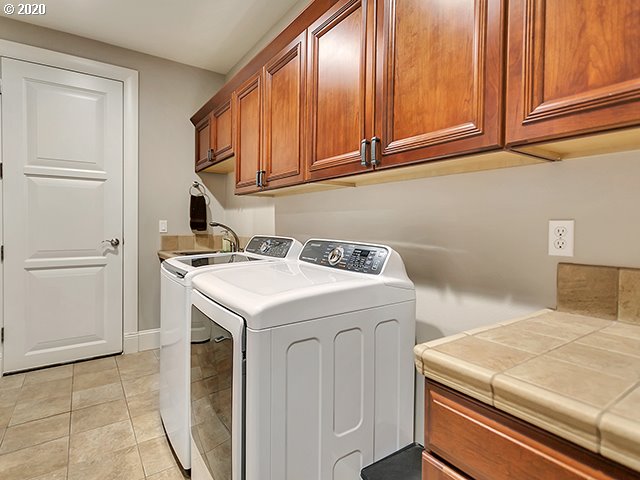 24655 Northeast Graham Road, Unit 1 Aurora, OR 97002 - Photo 15 of 30