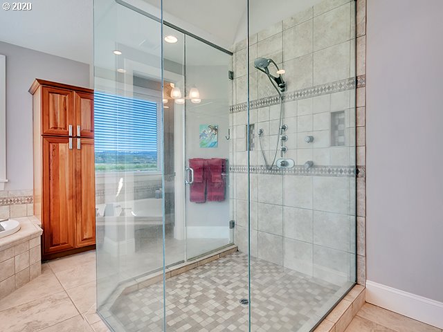 24655 Northeast Graham Road, Unit 1 Aurora, OR 97002 - Photo 22 of 30