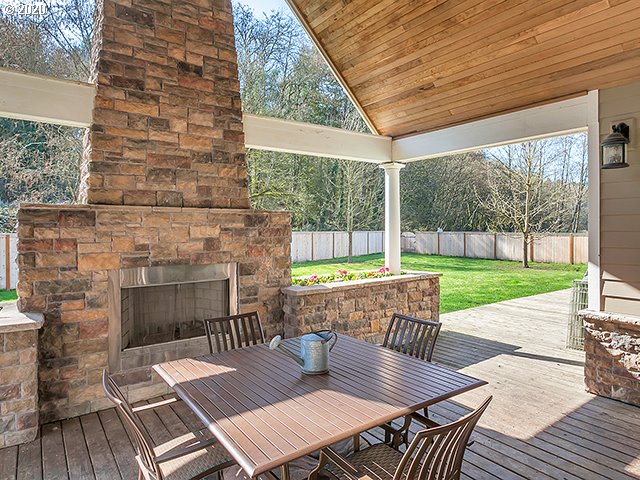 24655 Northeast Graham Road, Unit 1 Aurora, OR 97002 - Photo 29 of 30