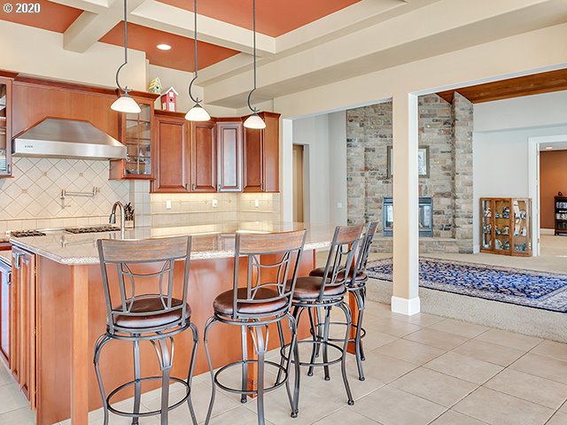 24655 Northeast Graham Road, Unit 1 Aurora, OR 97002 - Photo 9 of 30