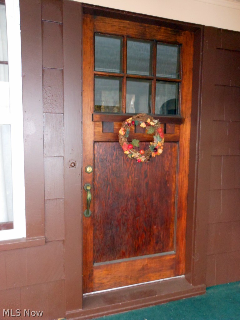 864 Roanoke Road Cleveland Heights, OH 44121 - Photo 3 of 25