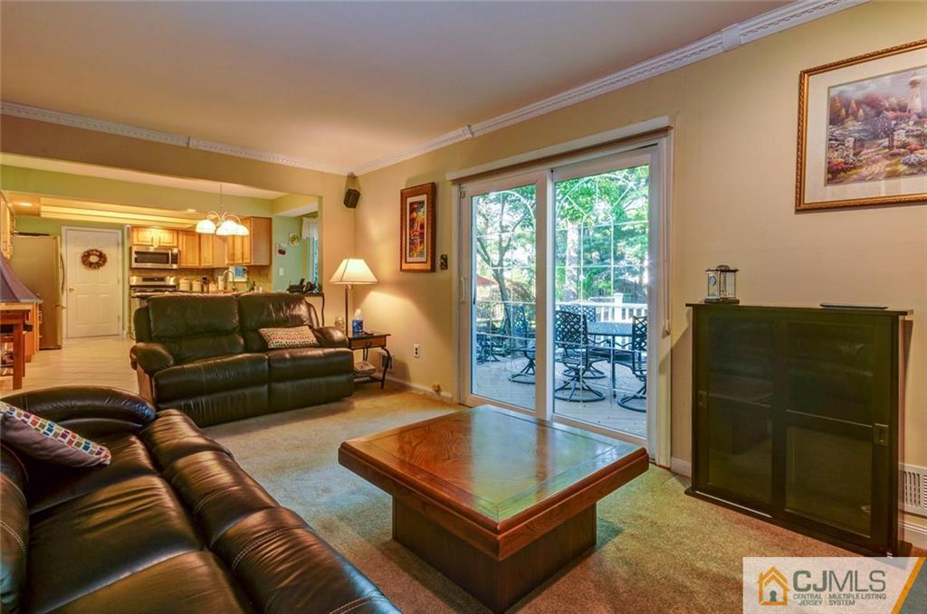 52 Overhill Road East Brunswick, NJ 08816 - Photo 12 of 25 Gallery Image 12