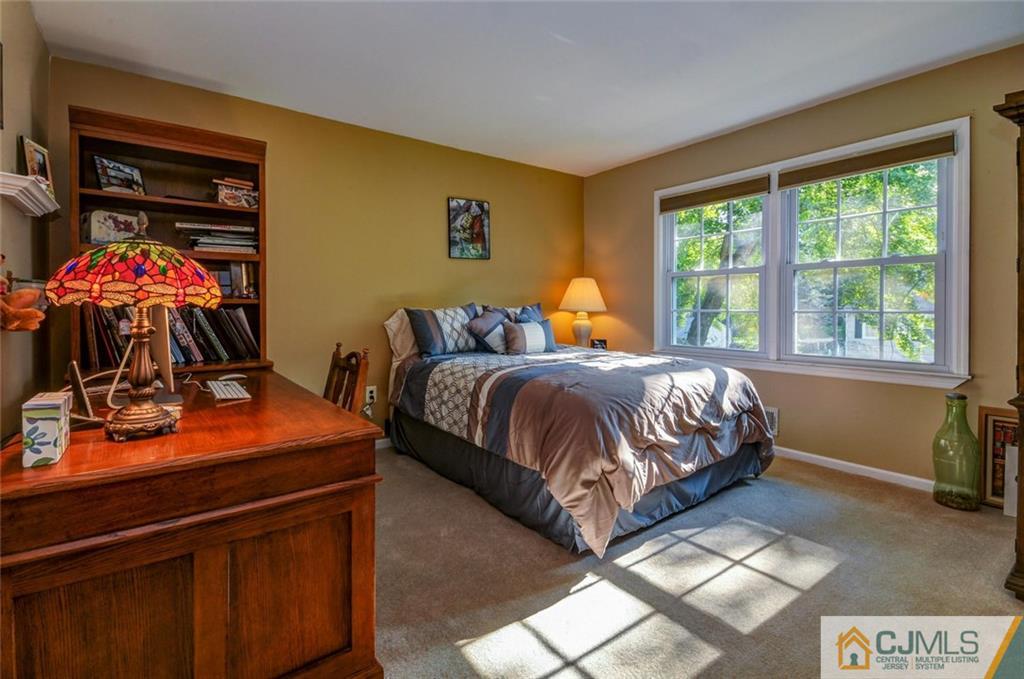 52 Overhill Road East Brunswick, NJ 08816 - Photo 13 of 25 Gallery Image 13