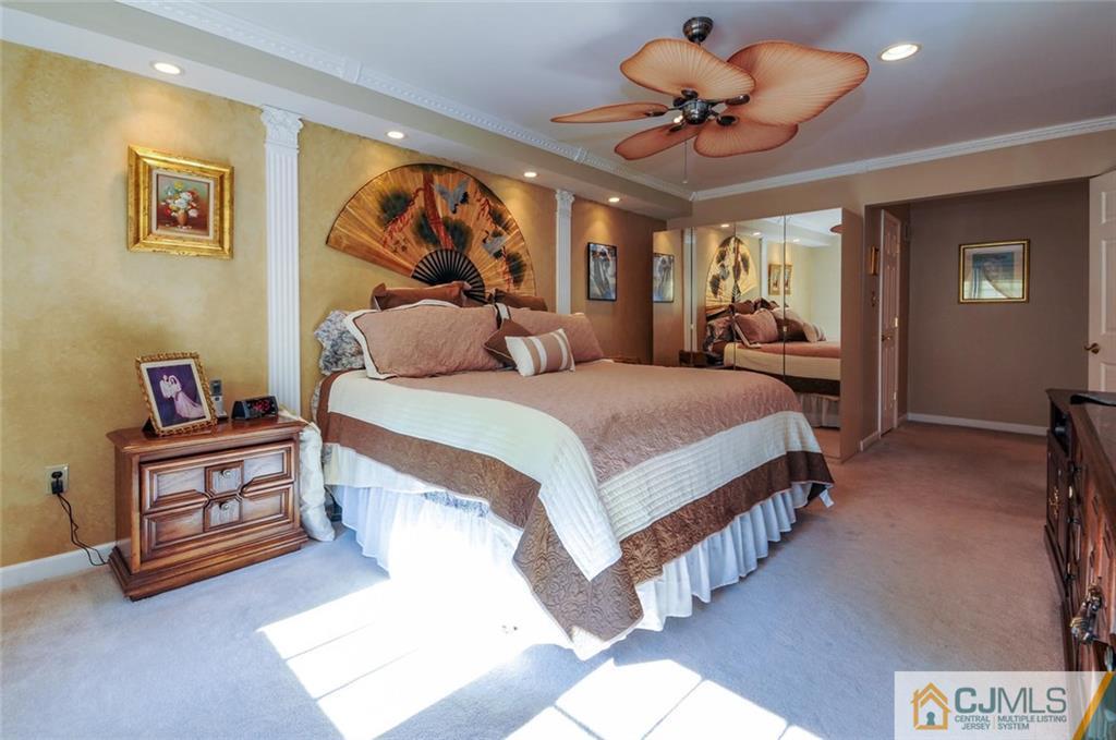 52 Overhill Road East Brunswick, NJ 08816 - Photo 18 of 25 Gallery Image 18