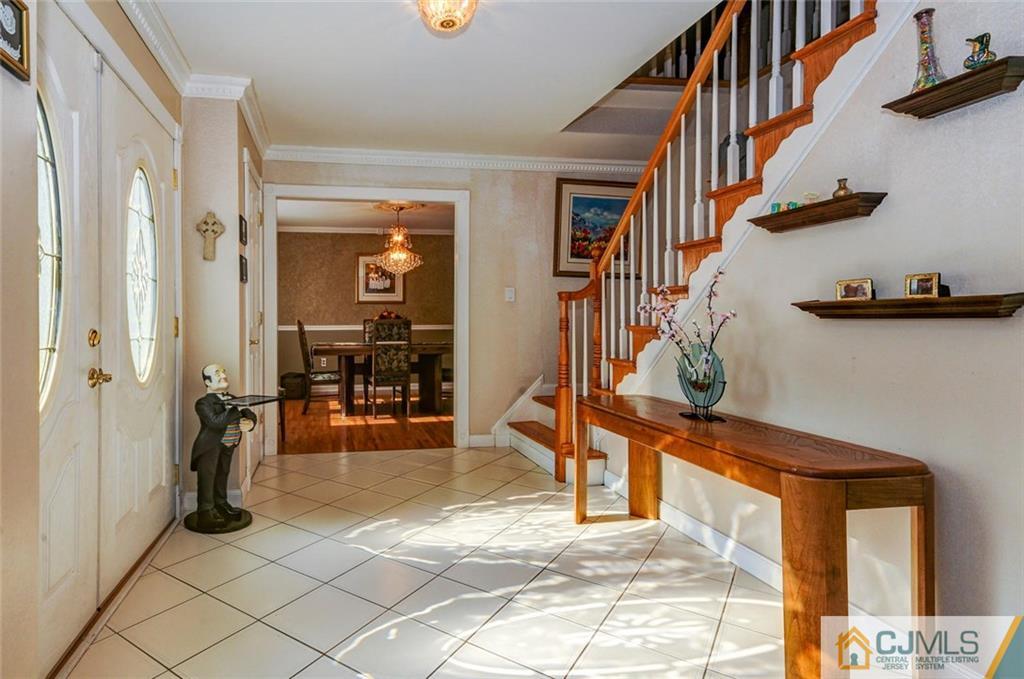 52 Overhill Road East Brunswick, NJ 08816 - Photo 4 of 25 Gallery Image 4