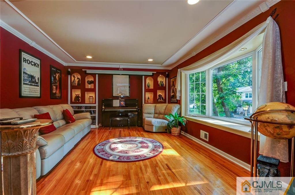 52 Overhill Road East Brunswick, NJ 08816 - Photo 5 of 25 Gallery Image 5