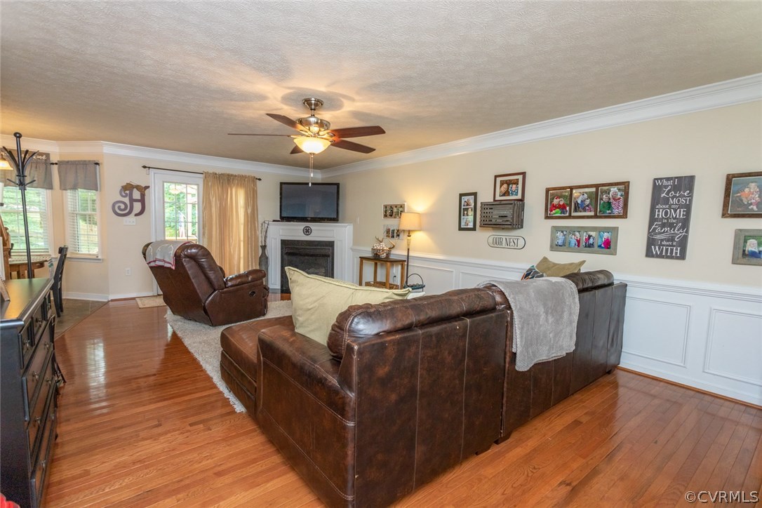 11926 Rimswell Terrace Midlothian, VA 23112 - Photo 3 of 50 Gallery Image 3
