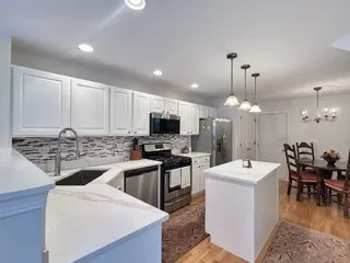 $425,000 | 1726 Dixon Drive, Lisle, IL 60532