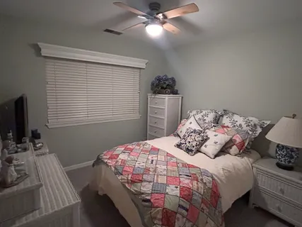 $435,000 | 1726 Dixon Drive, Lisle, IL 60532