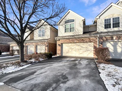 $425,000 | 1726 Dixon Drive, Lisle, IL 60532