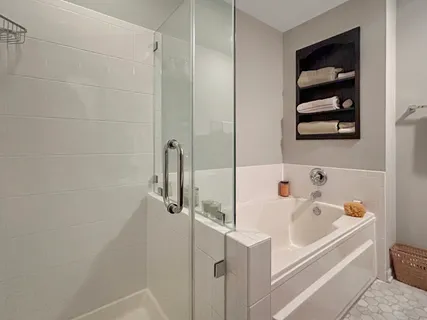 $425,000 | 1726 Dixon Drive, Lisle, IL 60532