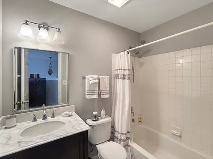 $425,000 | 1726 Dixon Drive, Lisle, IL 60532