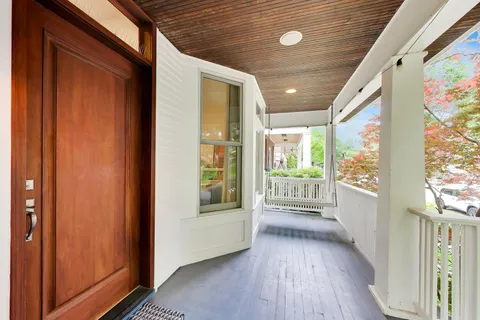 $12,500 | 2010 West Bradley Place, Chicago, IL 60618