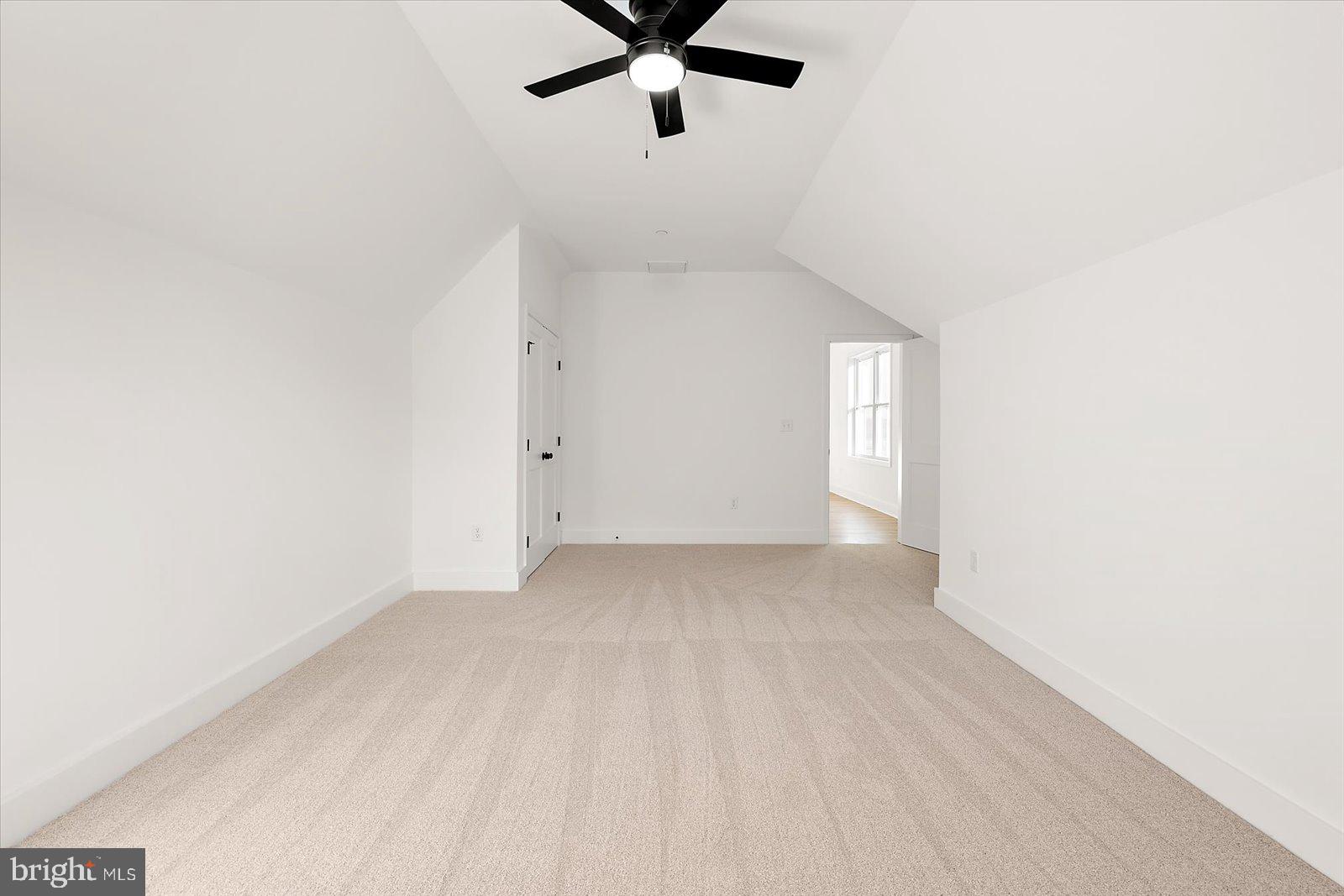 75 King Richard Road Berlin, MD 21811 - Photo 52 of 107 Bedroom 4 with vaulted ceilings
