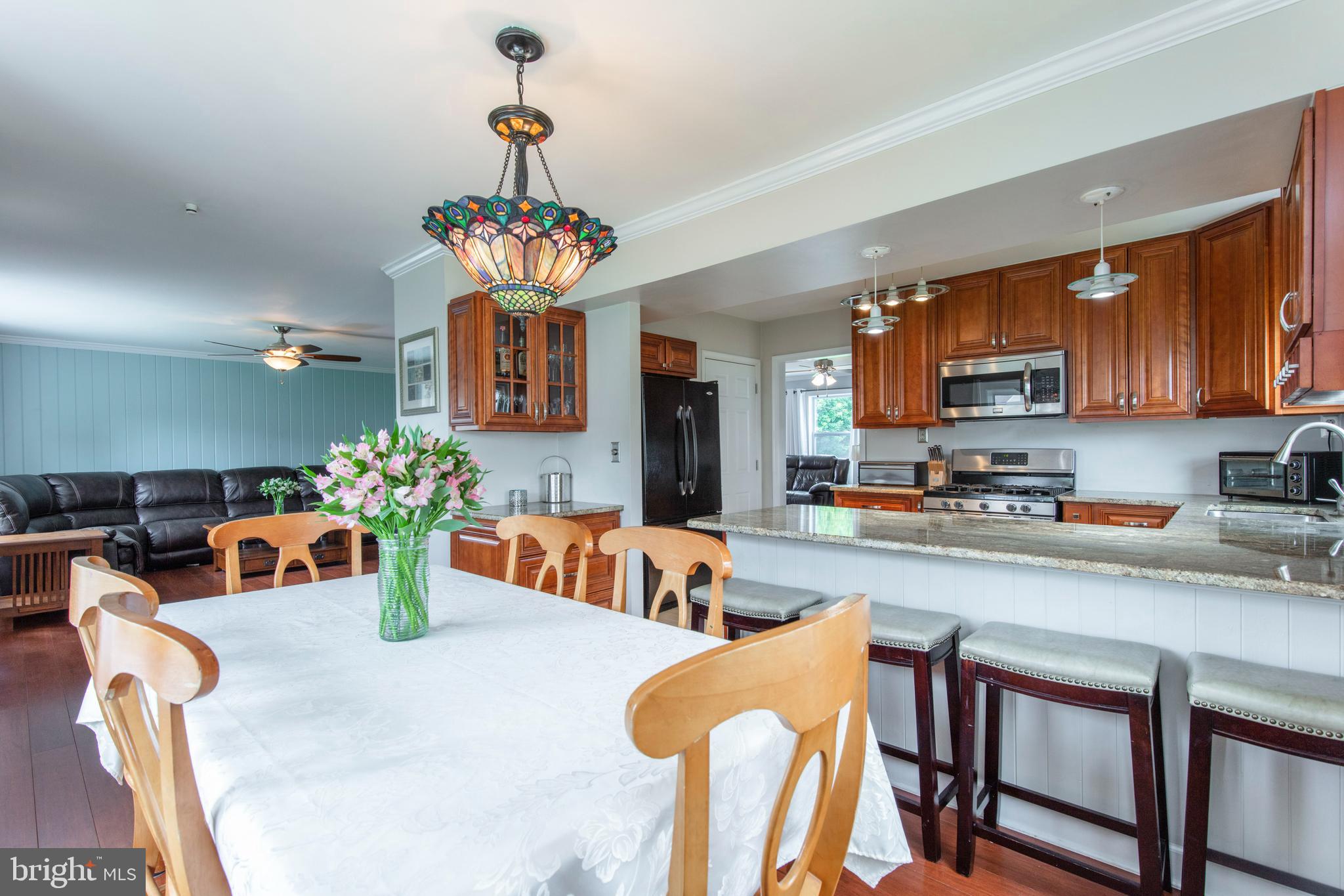 1212 Cambridge Road Warminster, PA 18974 - Photo 7 of 41 Gallery Image 7