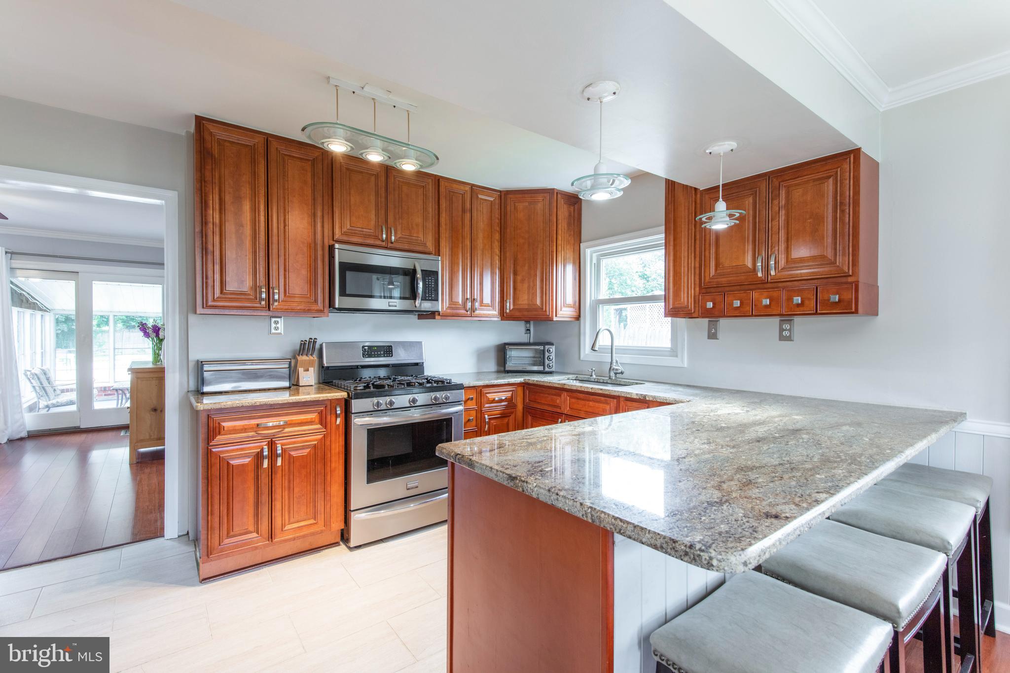 1212 Cambridge Road Warminster, PA 18974 - Photo 10 of 41 Gallery Image 10