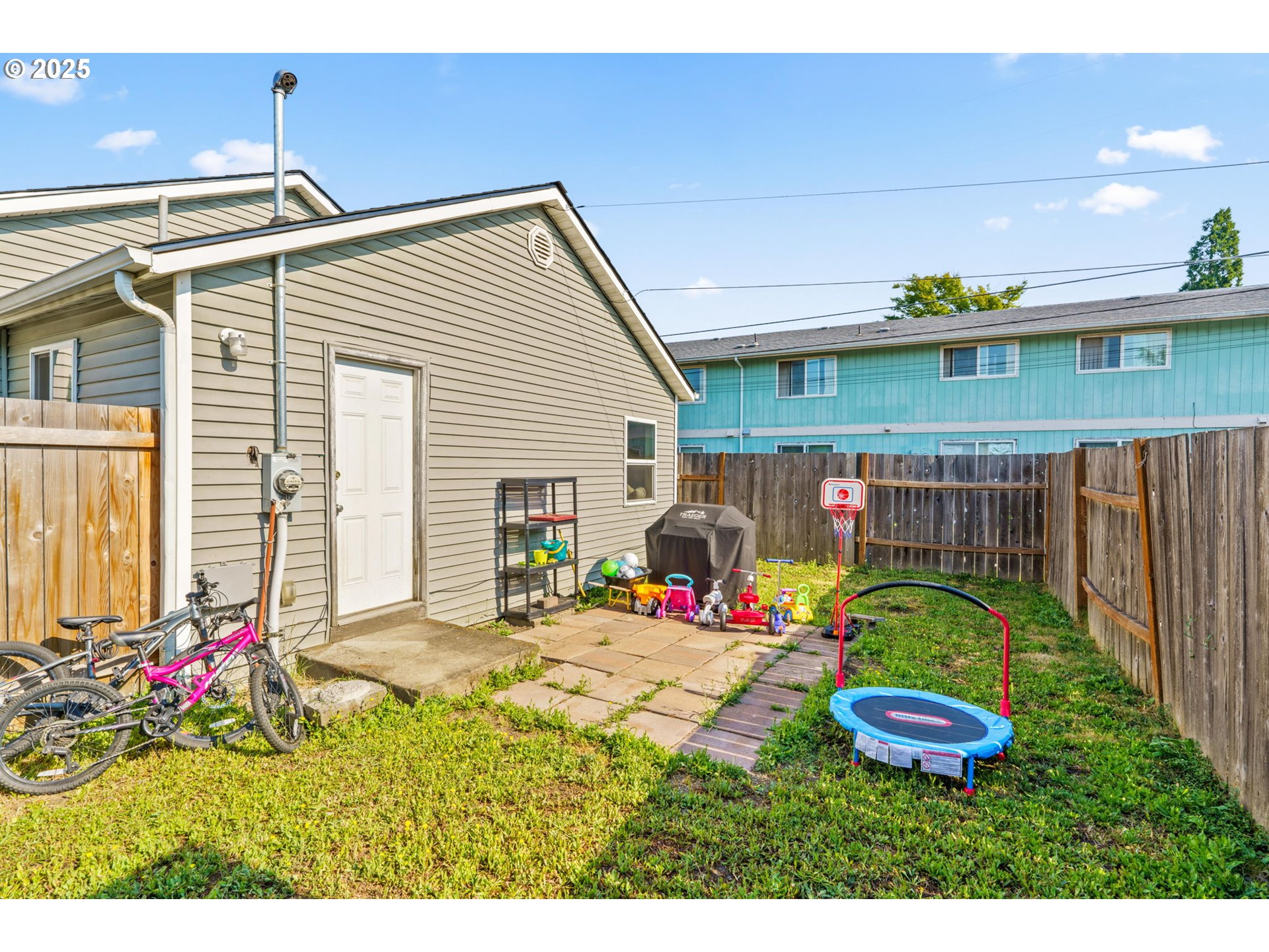 1483 5th Street Springfield, OR 97477 - Photo 19 of 20