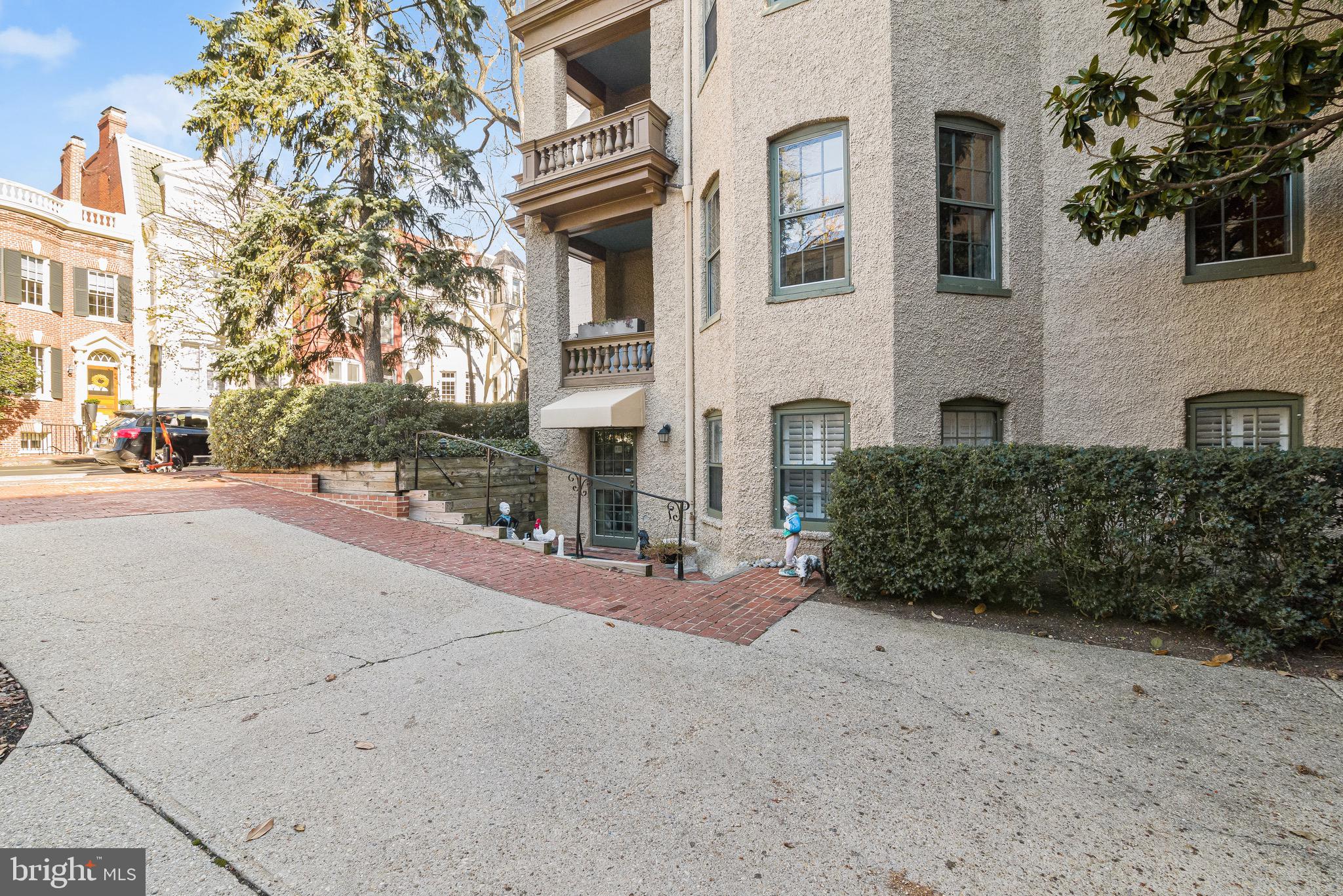 2910 Q Street Northwest, Unit A11 Washington, DC 20007 - Photo 22 of 23 Downing & Vaux