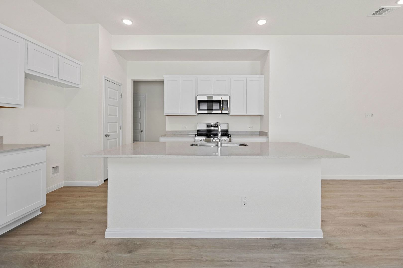 170 Hornet Street Elgin, TX 78621 - Photo 23 of 34