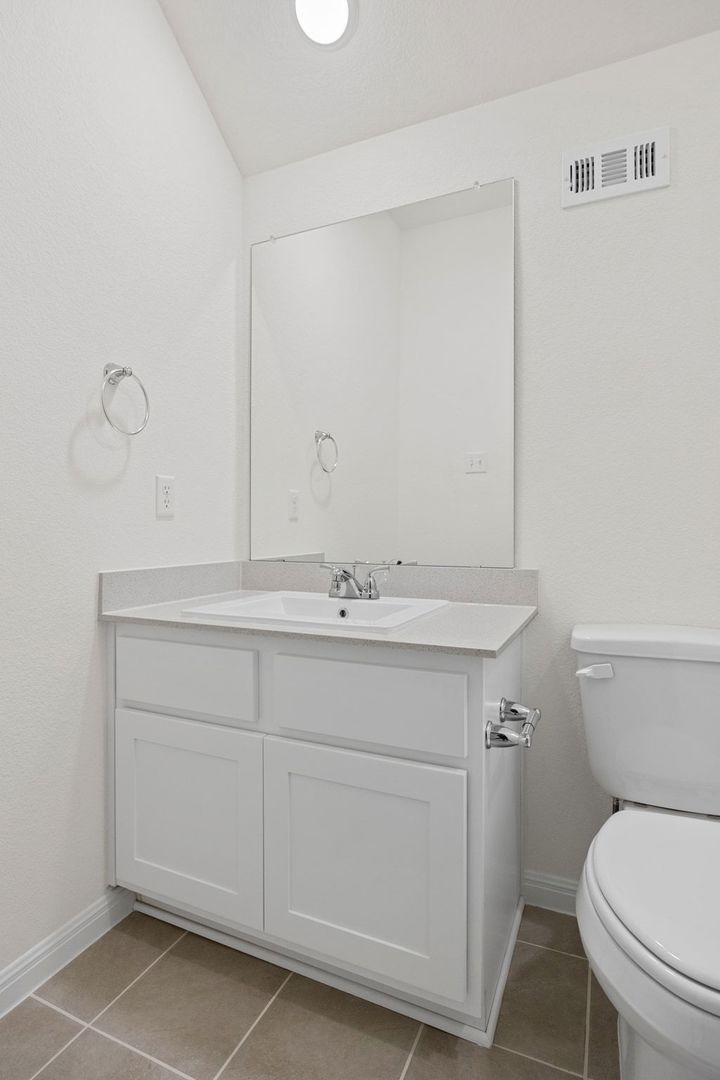 170 Hornet Street Elgin, TX 78621 - Photo 8 of 34