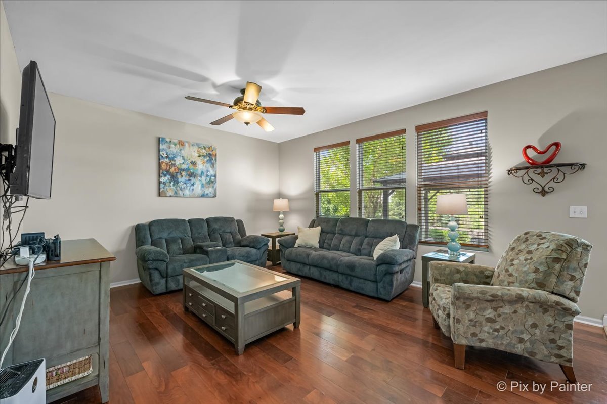 909 Avalon Way Minooka, IL 60447 - Photo 9 of 44