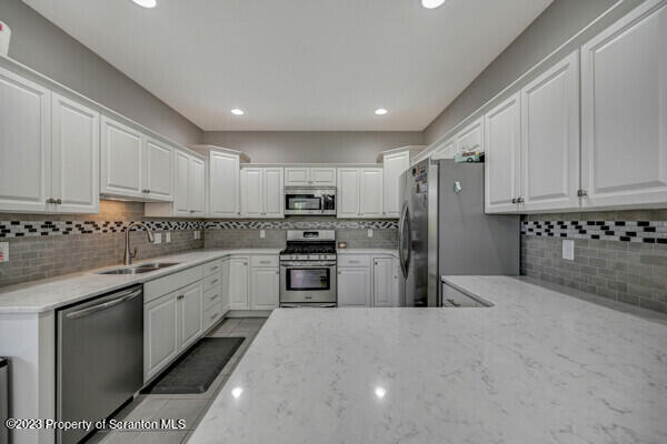 98 Wyndham Road Clarks Summit, PA 18411 - Photo 17 of 50 Gallery Image 17