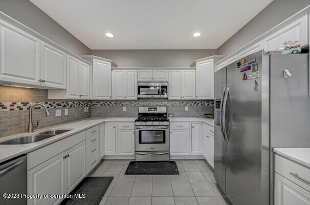 98 Wyndham Road Clarks Summit, PA 18411 - Photo 20 of 50 Gallery Image 20