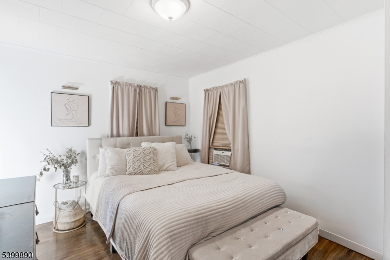 69 Webster Avenue Paterson, NJ 07501 - Photo 27 of 35