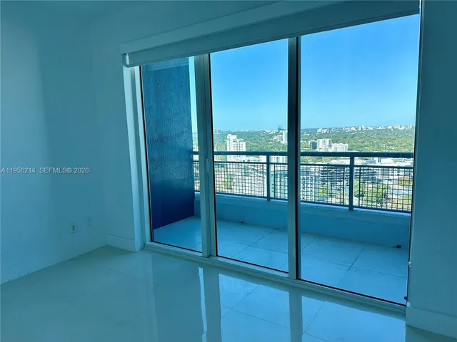 $2,750 | 60 Southwest 13th Street, Unit 2213, Miami, FL 33130