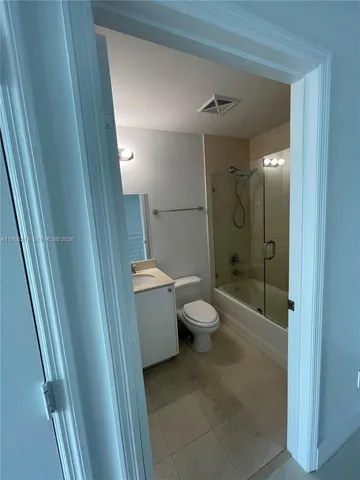 $2,750 | 60 Southwest 13th Street, Unit 2213, Miami, FL 33130