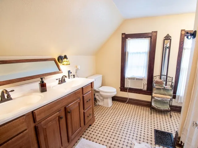 $315,000 | 317 East 4th Street, Lawson, MO 64062