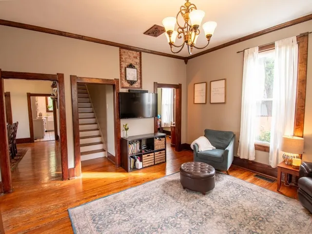 $315,000 | 317 East 4th Street, Lawson, MO 64062