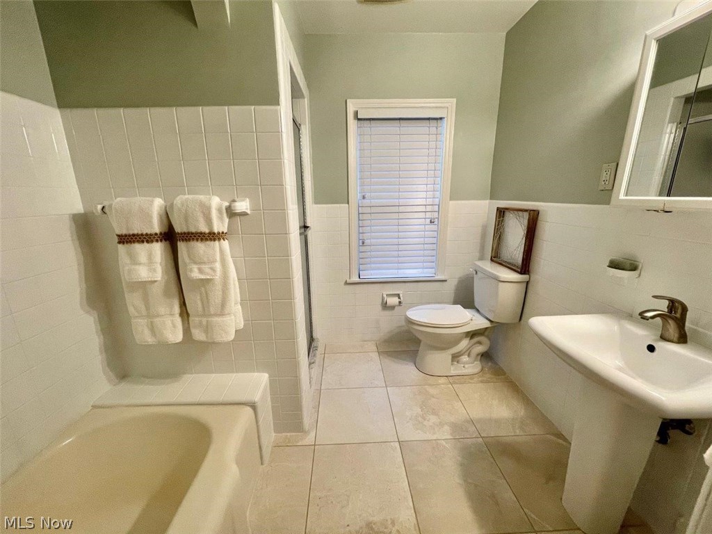3802 Bushnell Road Cleveland, OH 44118 - Photo 12 of 18 Gallery Image 12