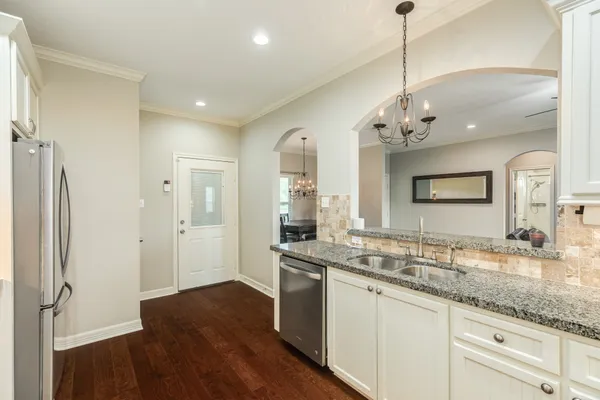 $374,900 | 4115 Twin Drive West, Santa Fe, TX 77510