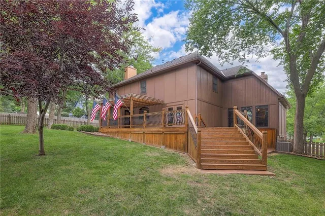 $630,000 | 248 Southwest Winterpark Circle, Lee's Summit, MO 64081