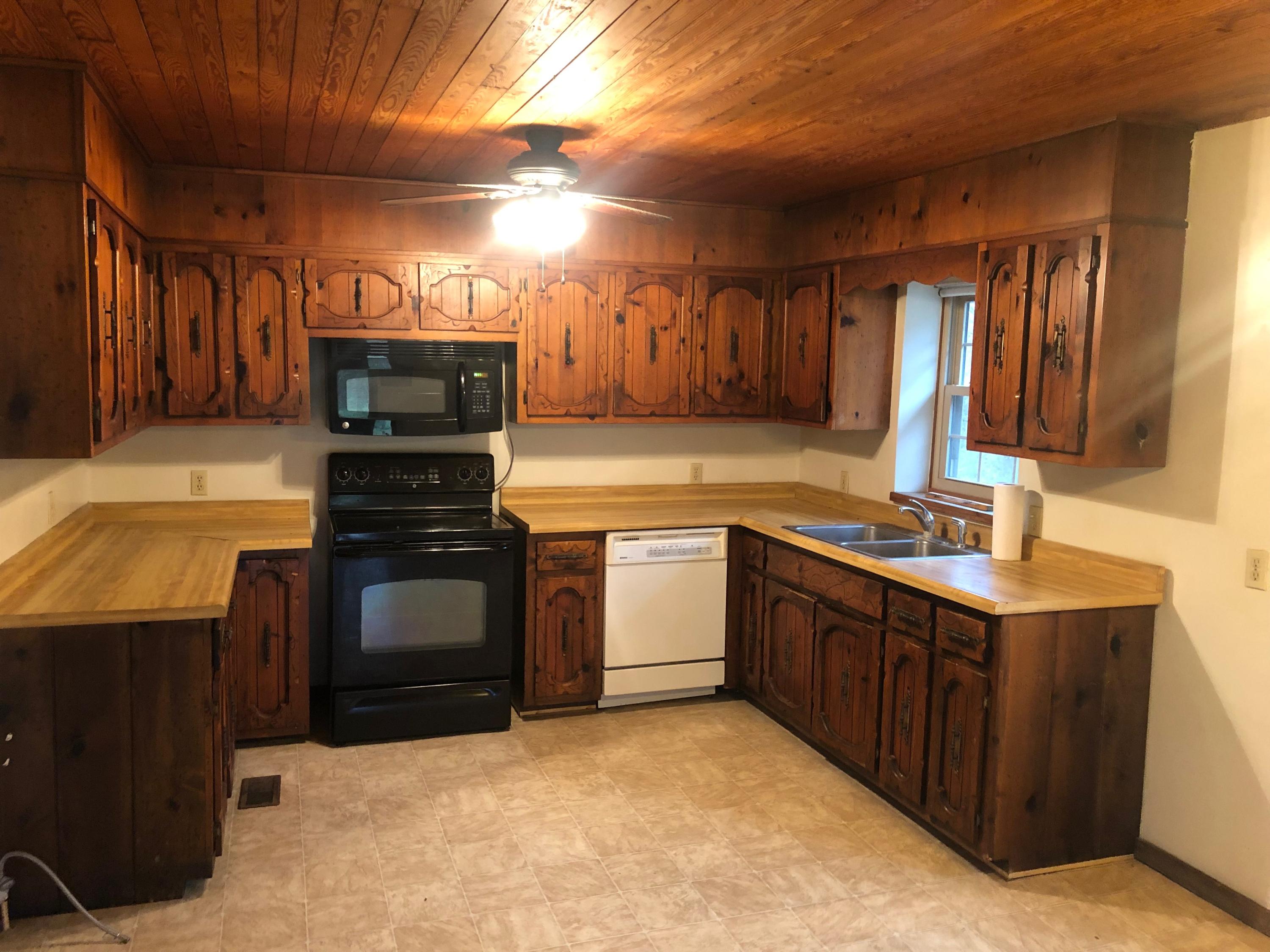 475 Howard Road Bean Station, TN 37708 - Photo 7 of 19 IMG-4449 (1)