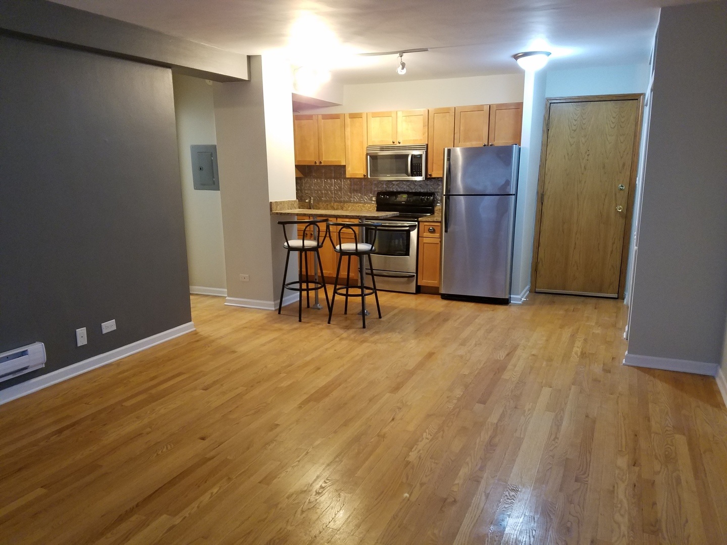 4180 North Marine Drive, Unit 601 Chicago, IL 60613 - Photo 2 of 8